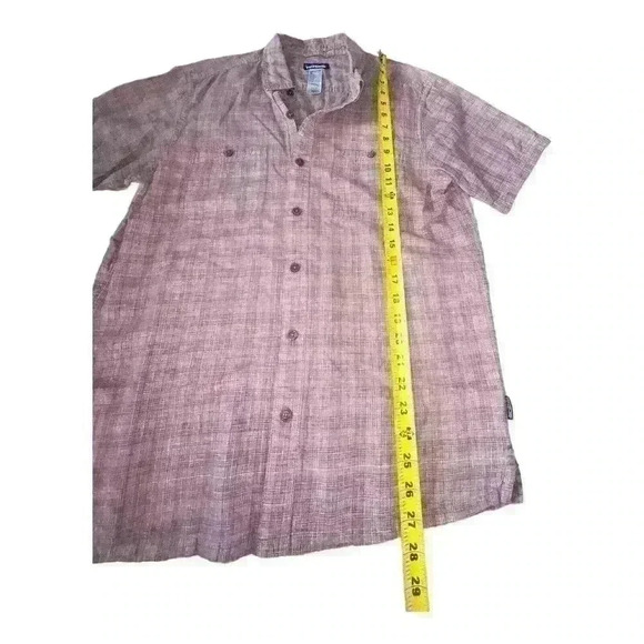 Patagonia Short Sleeve Mens Button Shirt Sz Medium Red Pattern Plaid Wood Casual - Picture 5 of 8